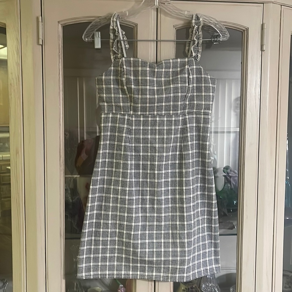Cute little dress from PacSun extra small tags have been cut out